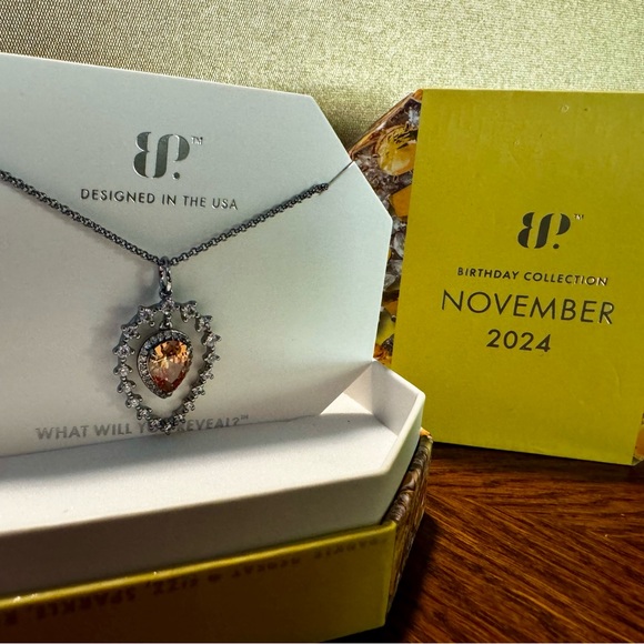 Bomb Party November 2024 Necklace - Picture 3 of 3